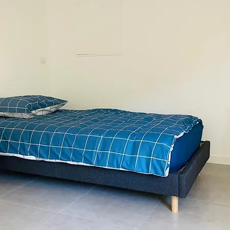 3 Pieces Avec Piscine Privative